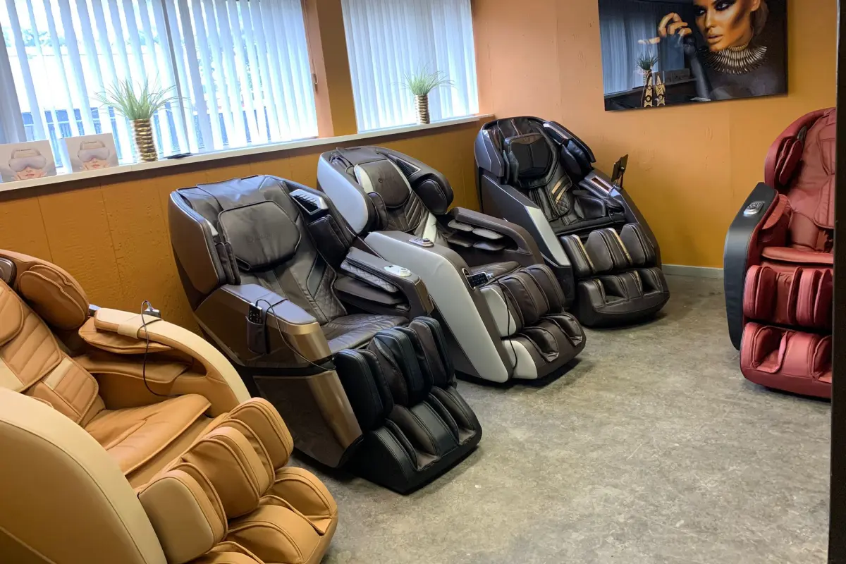 <p><span style="white-space:pre-wrap;">Komoder Test Point</span></p><p>Graafschap Hornelaan 140D, 6004HT Weert</p>