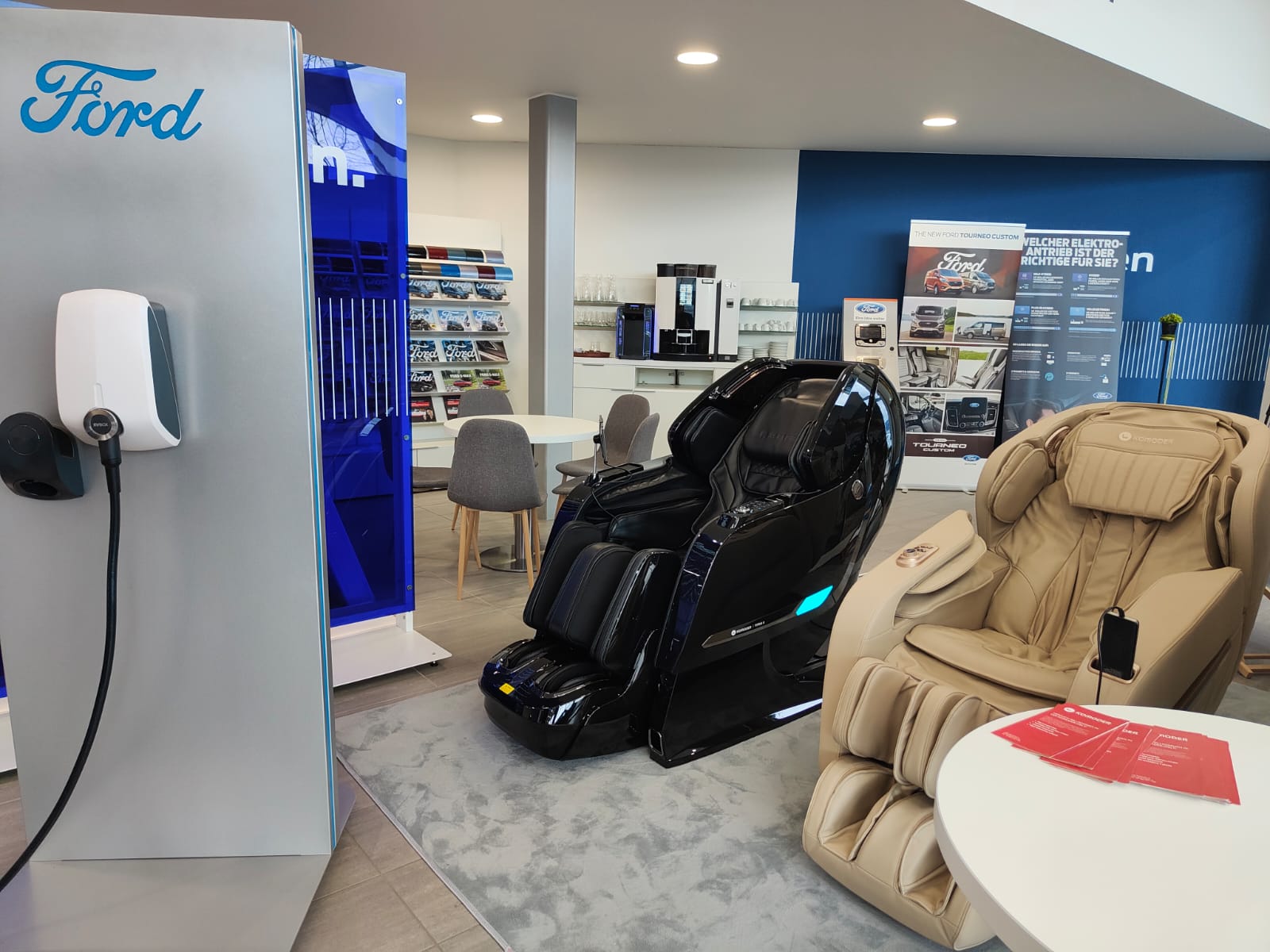 <p>Möchten Sie einen der Komoder Massagesessel ausprobieren?<br>Vereinbaren Sie einen exklusiven Termin an unserem Testpunkt in Dornbirn</p>